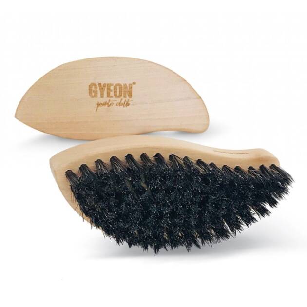 GYEON Leather Brush